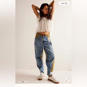 We The Free Delton Pieced Barrel Jeans 30